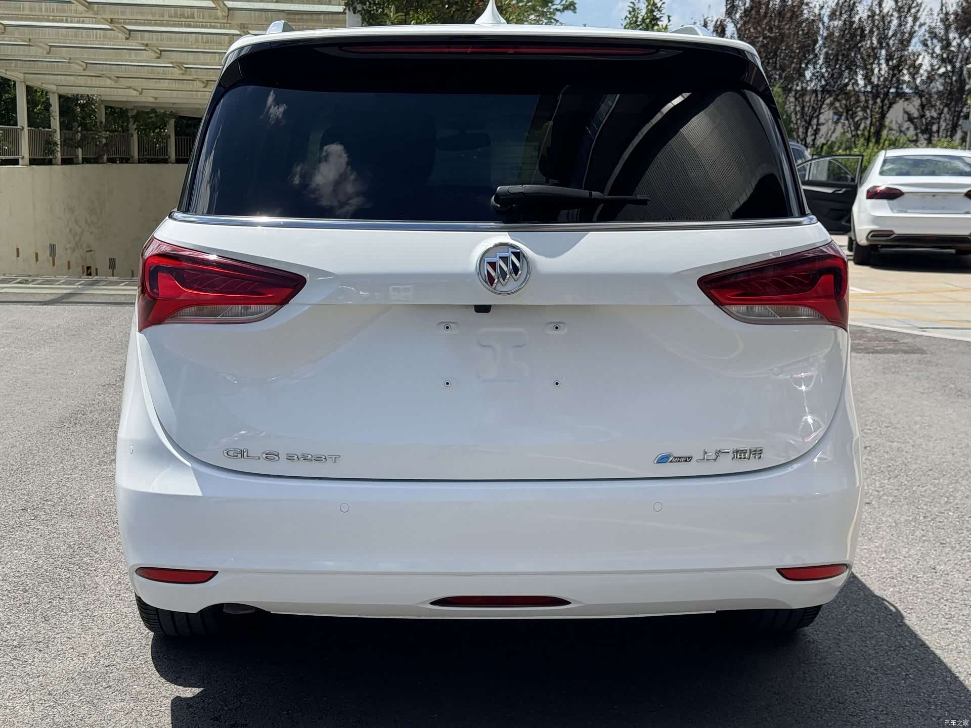 Buick GL6, 2022 19