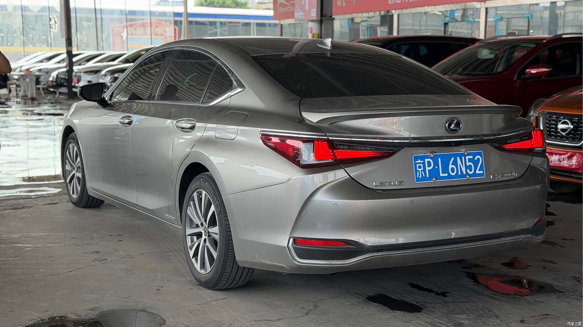 Lexus ES, 2020 11
