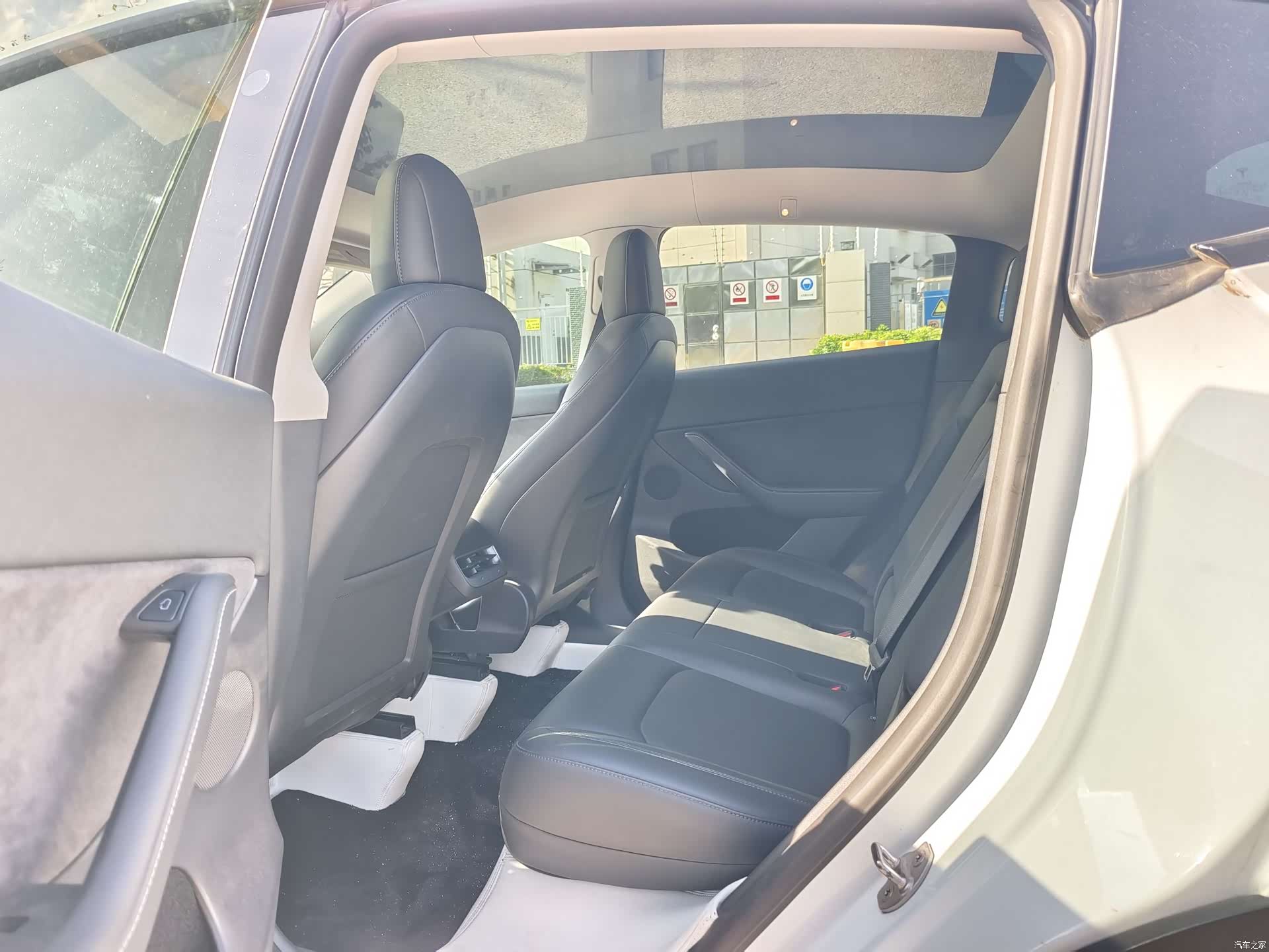 Tesla Model Y, 2021 8