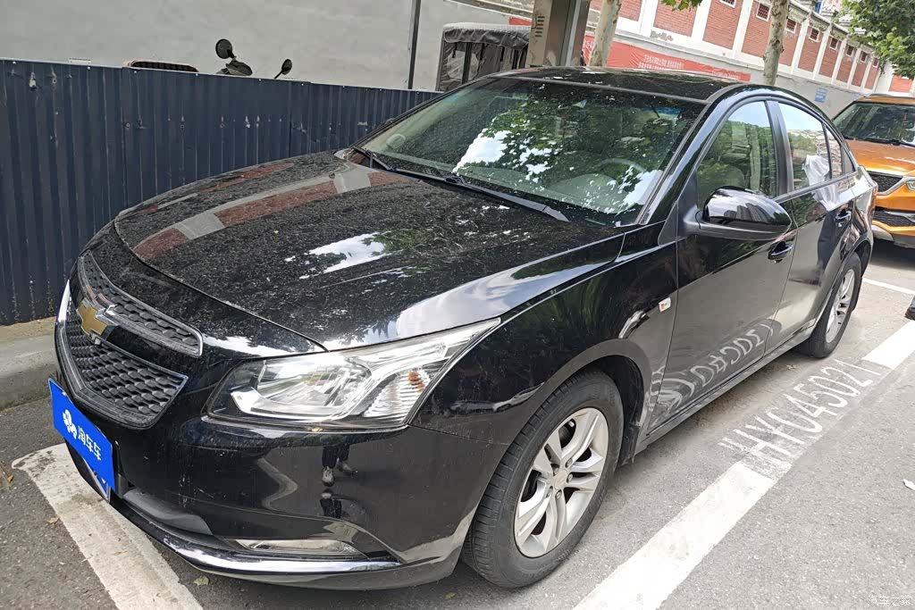 Chevrolet SE, 2015 1