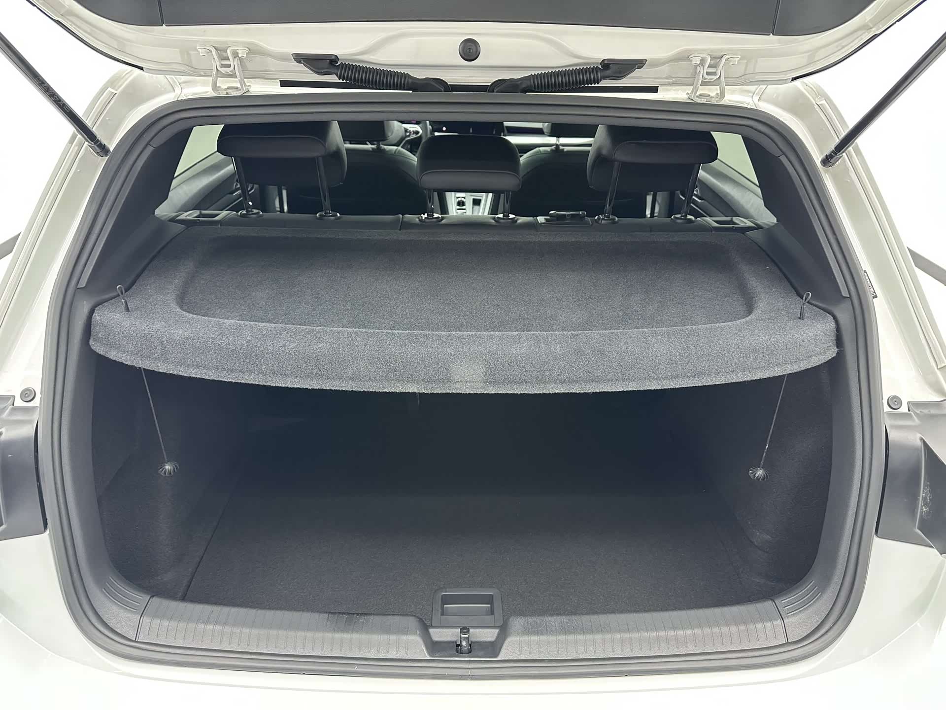 Volkswagen Golf, 2022 16