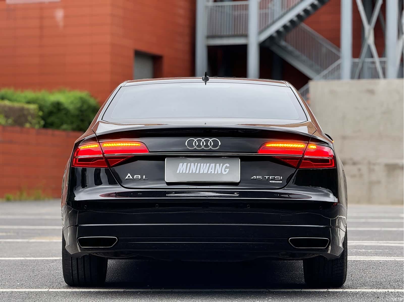 Audi A8L, 2017 все фото