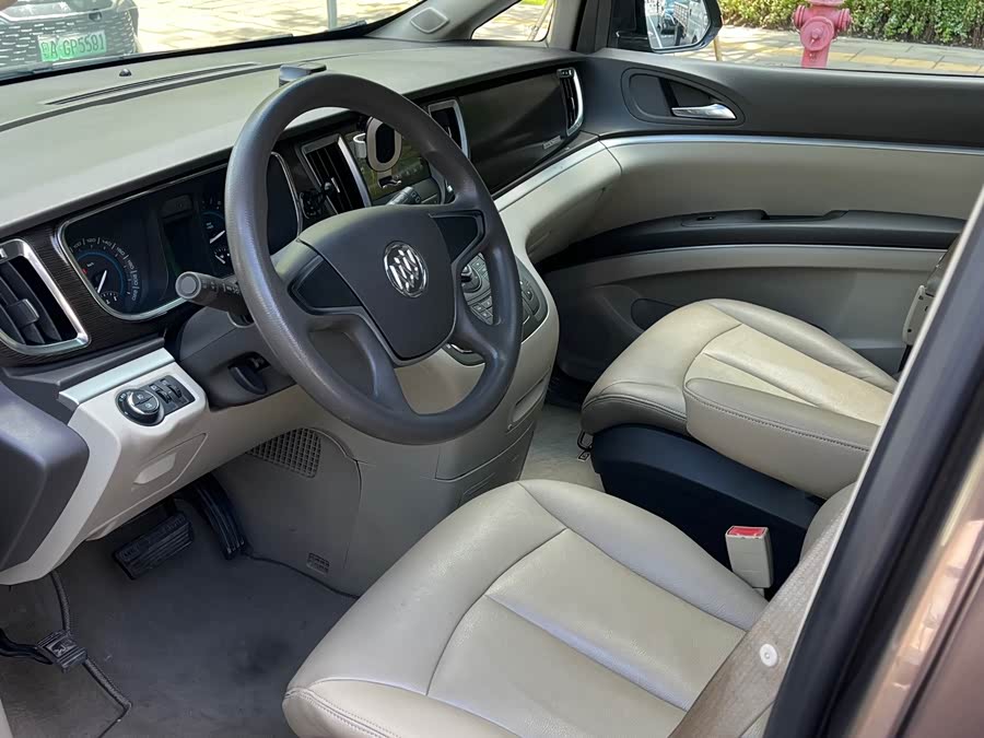 Buick GL8 2011, фото 9