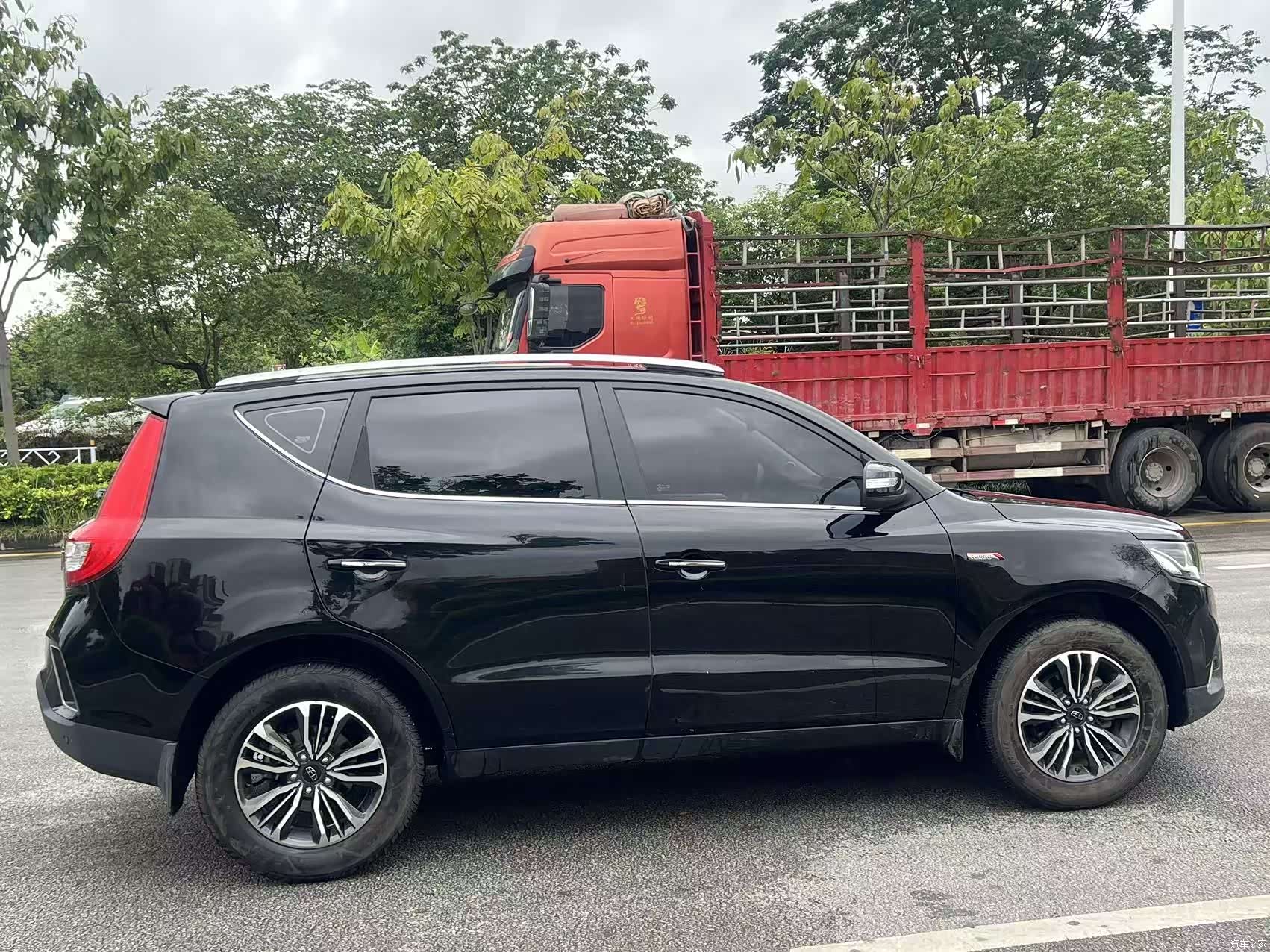 Geely X6, 2018 7