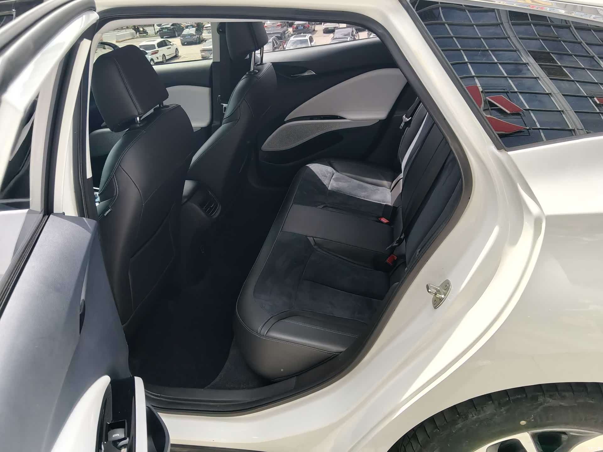 Buick Velite, 2020 13