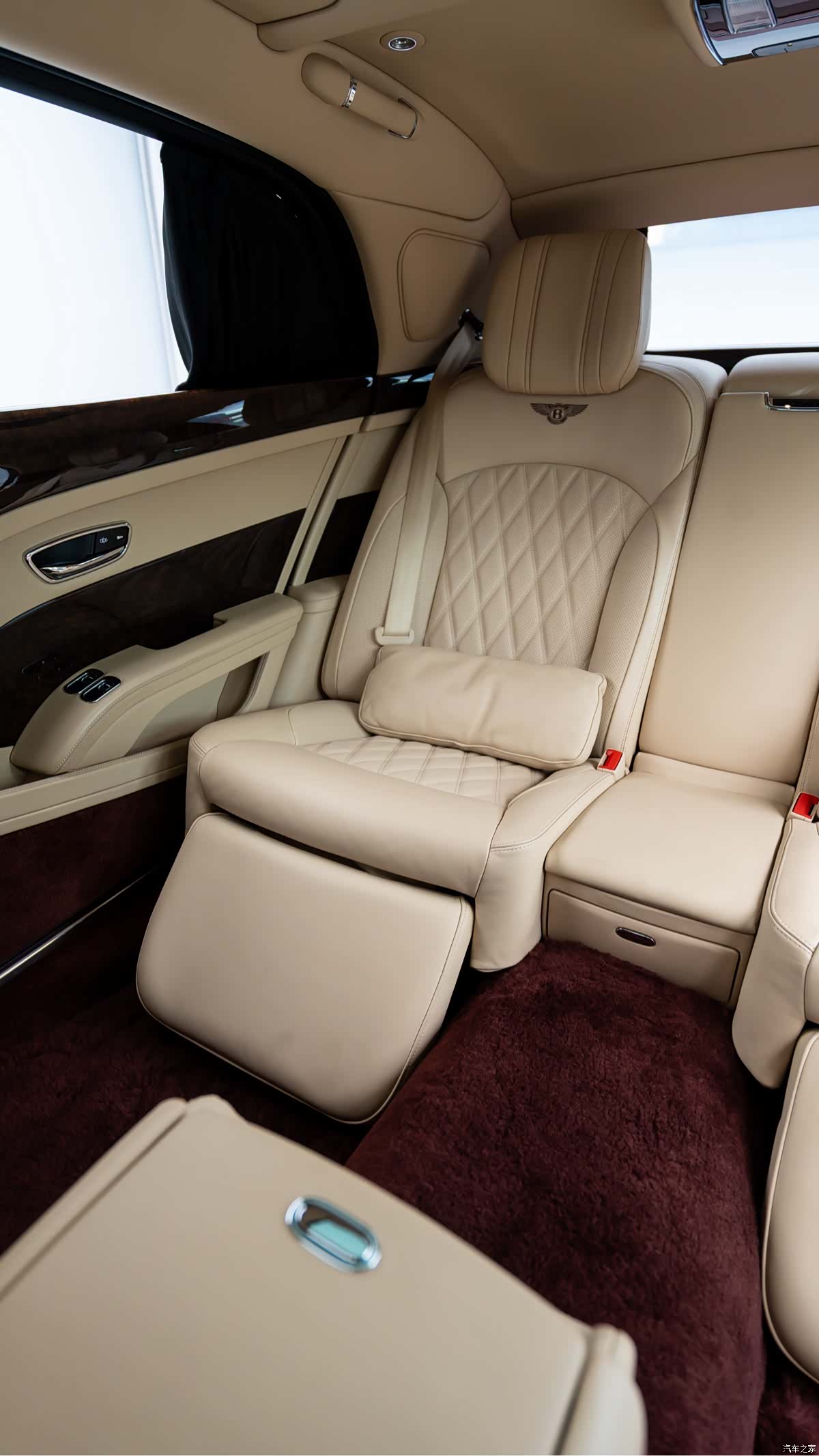 Bentley Mulsanne, 2018 14