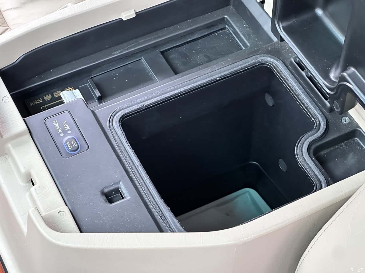 Lexus LX, 2007 11