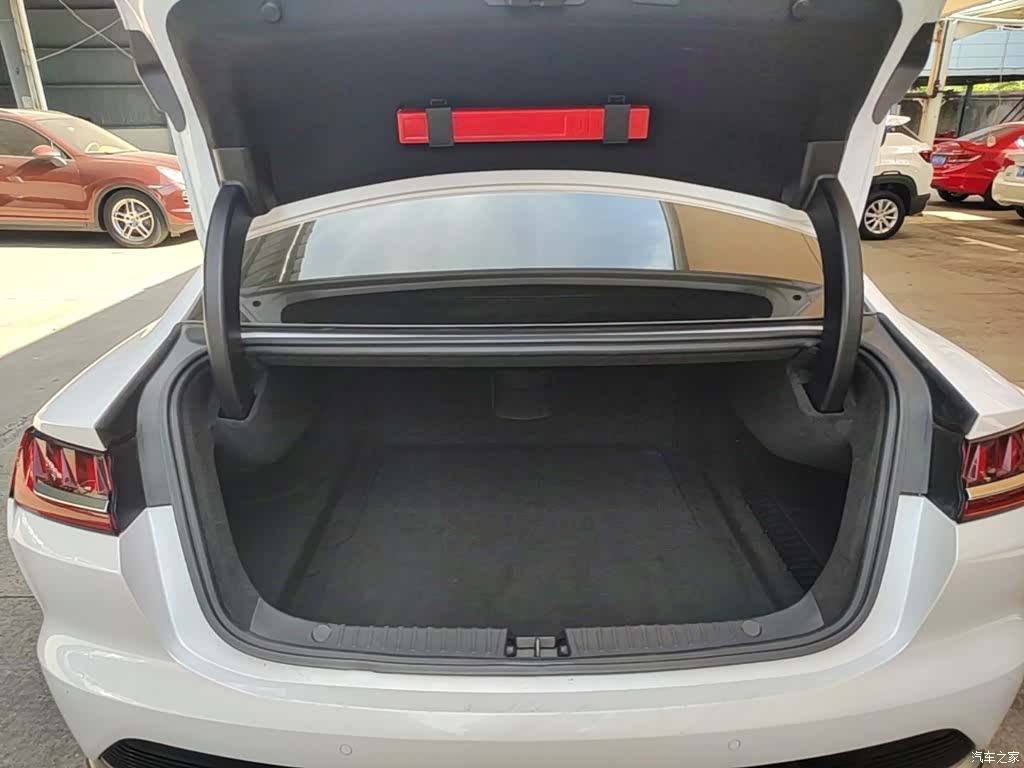 BYD Han, 2021 19