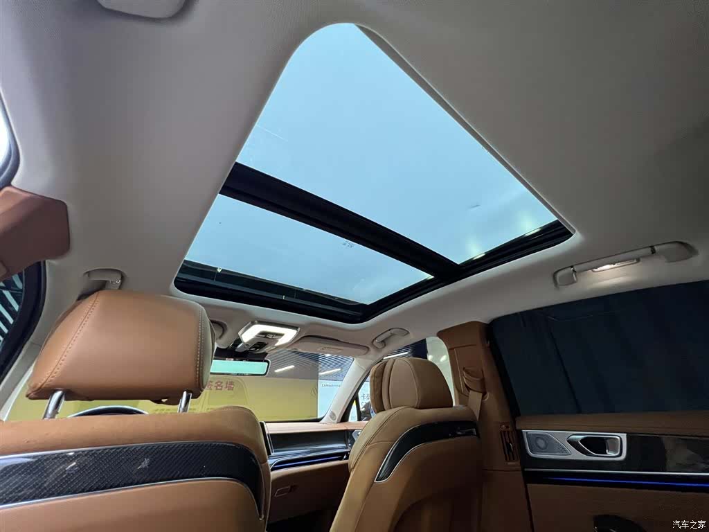 Hongqi H9, 2025 18