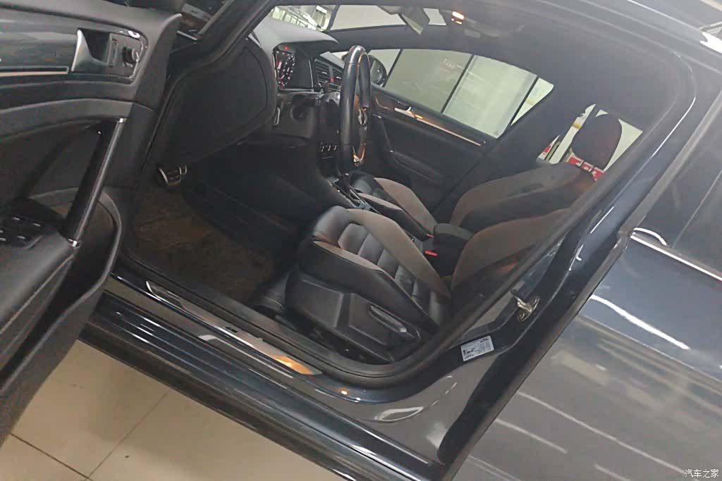 Volkswagen Golf, 2020 9