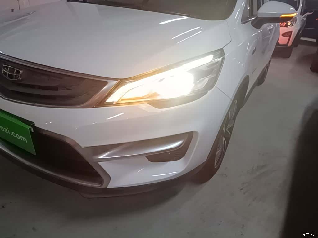 Geely Emgrand, 2018 24