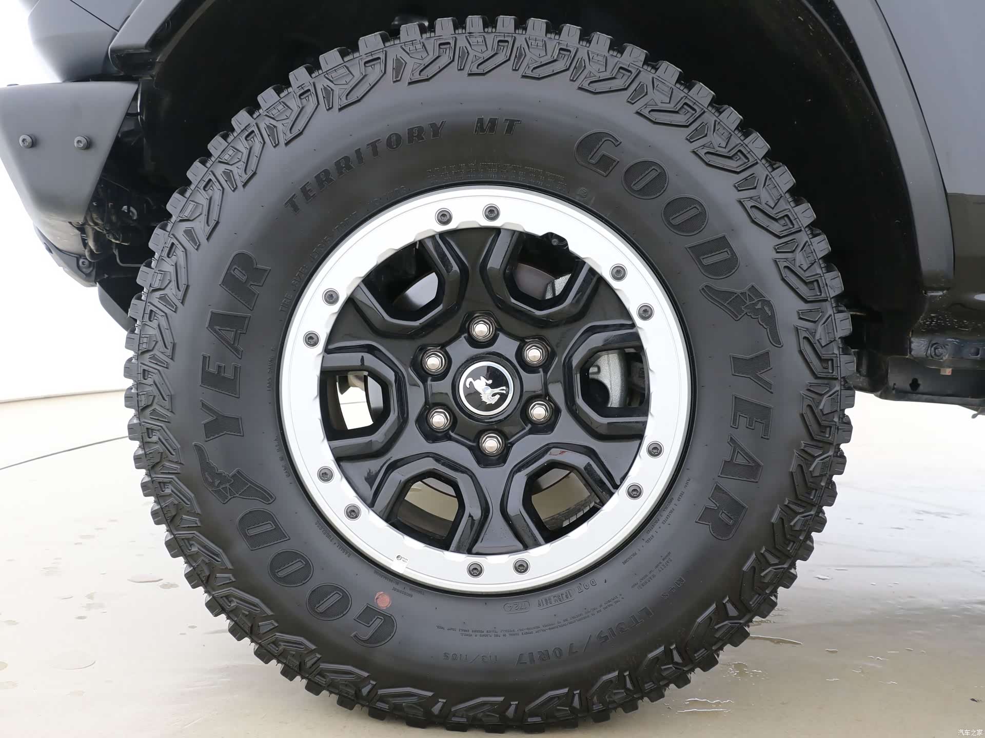 Ford Bronco, 2024 11