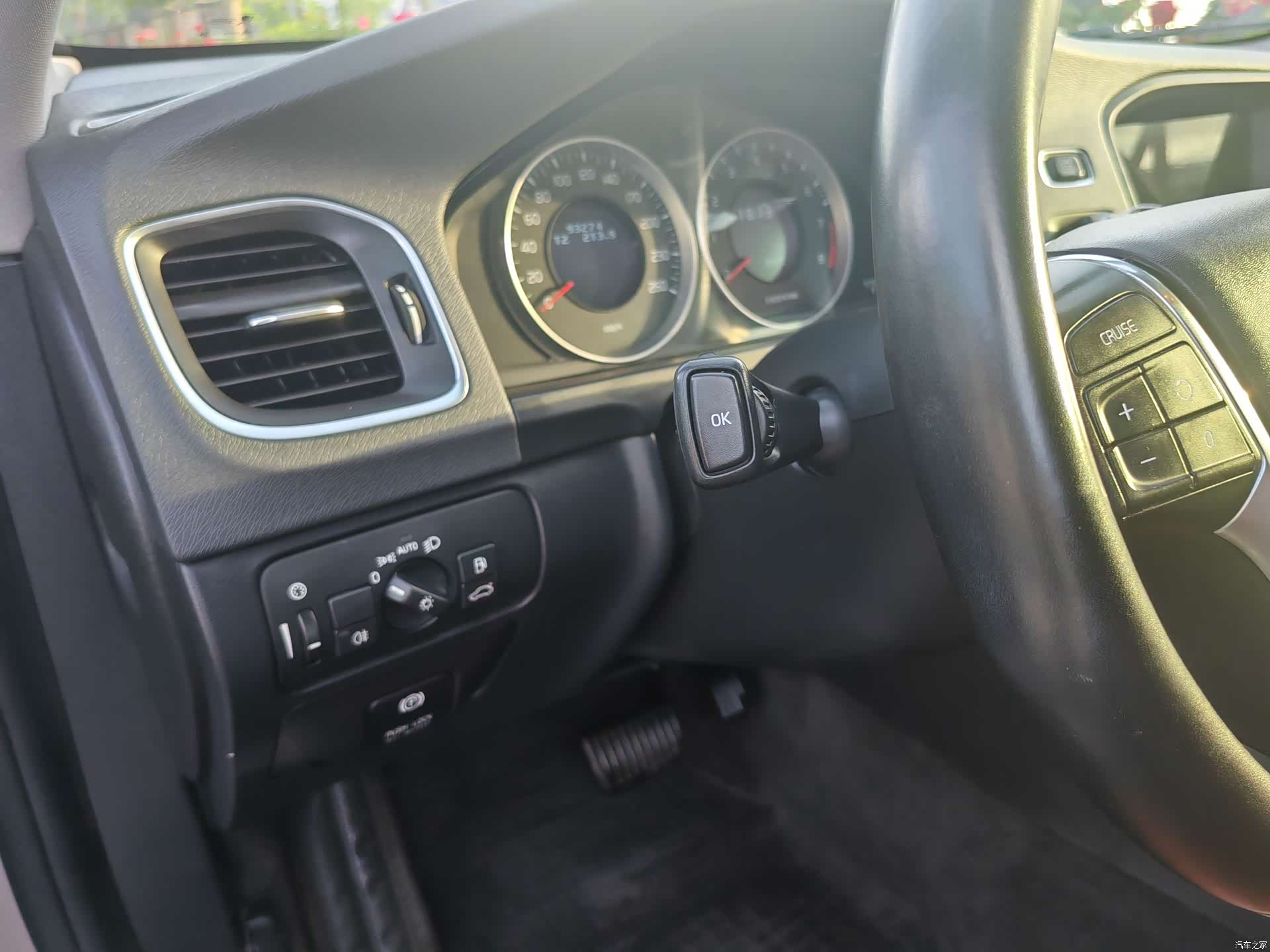 Volvo V60, 2013 10