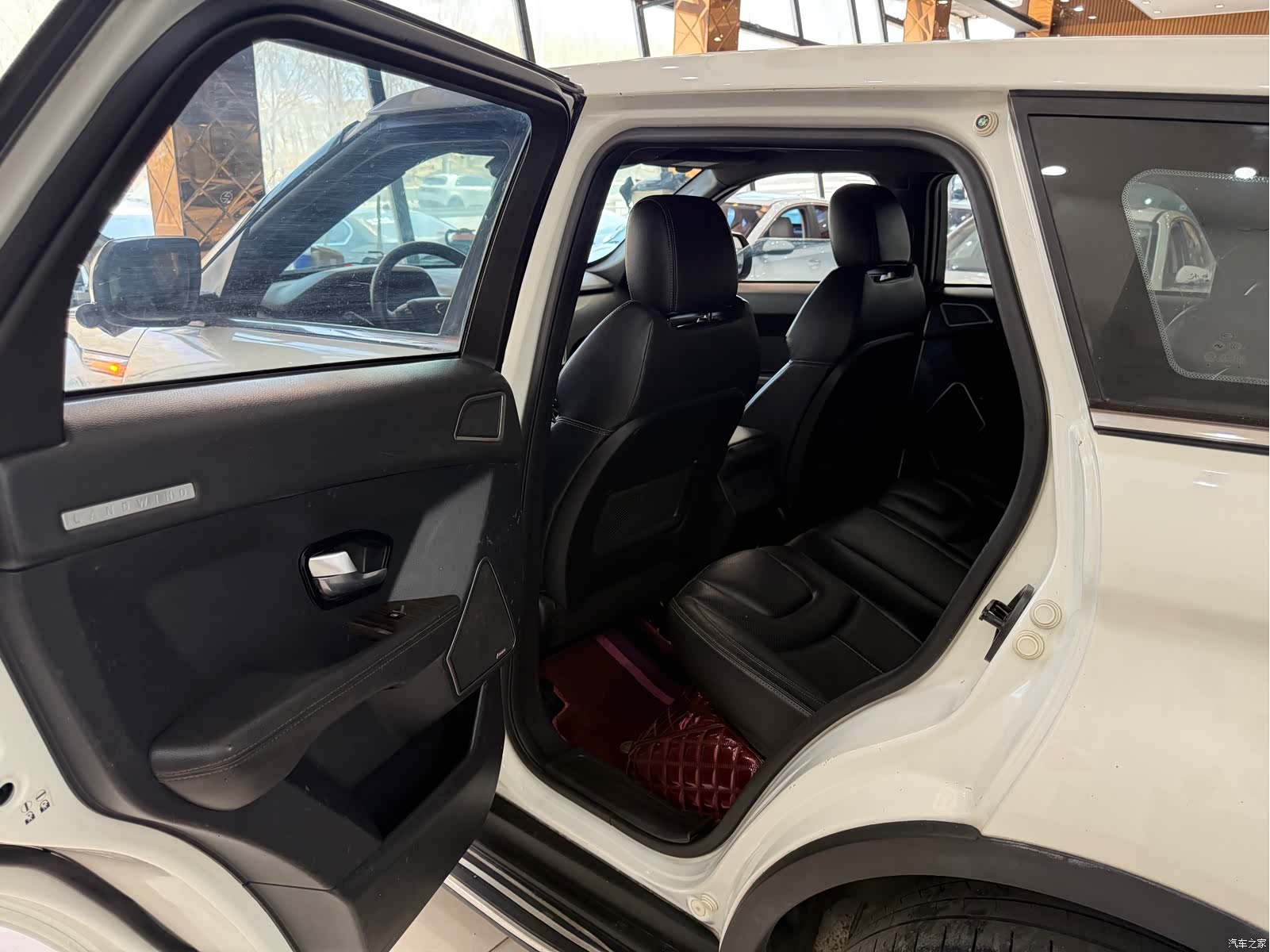 Landwind X7, 2017 11