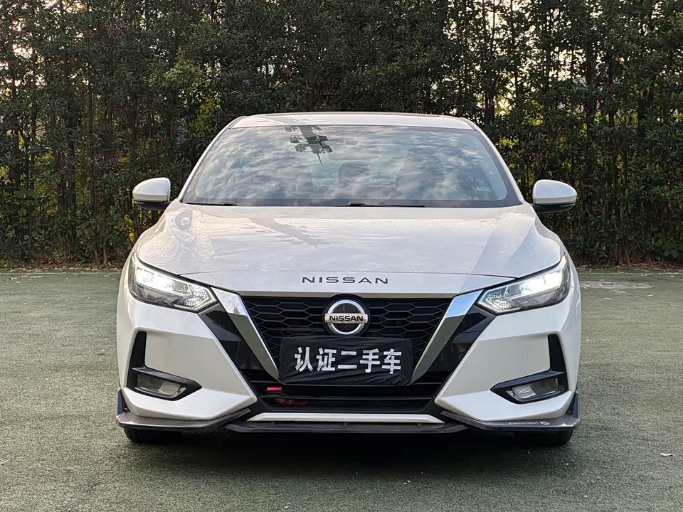 Nissan Xuan Yi