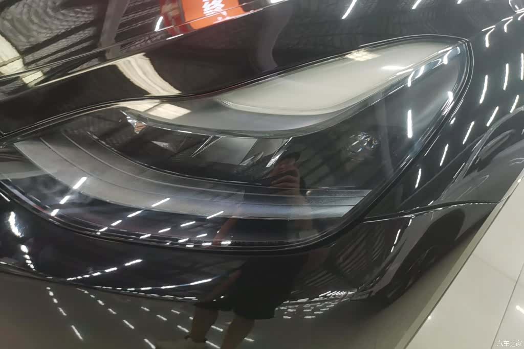 Tesla Model Y, 2023 все фото