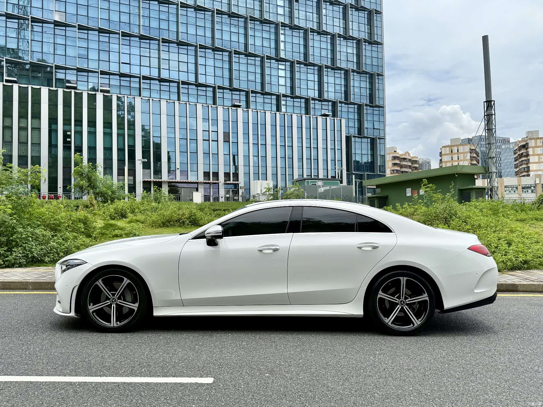 Mercedes-Benz CLS, 2020 4