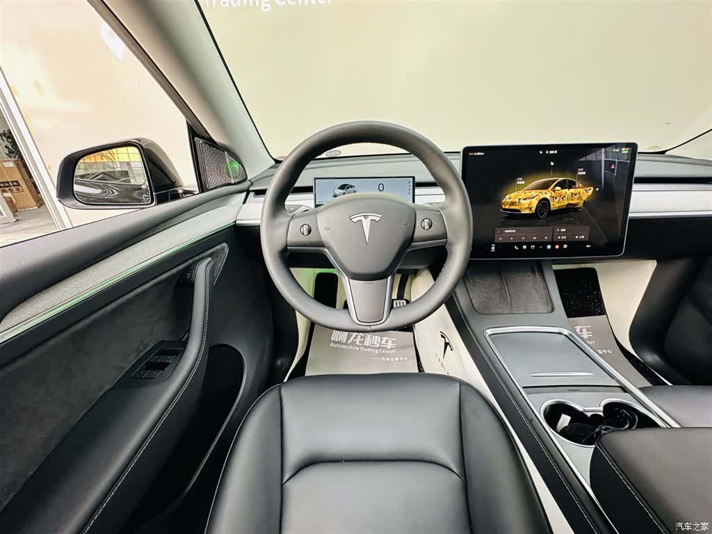 Tesla Model Y, 2024 13