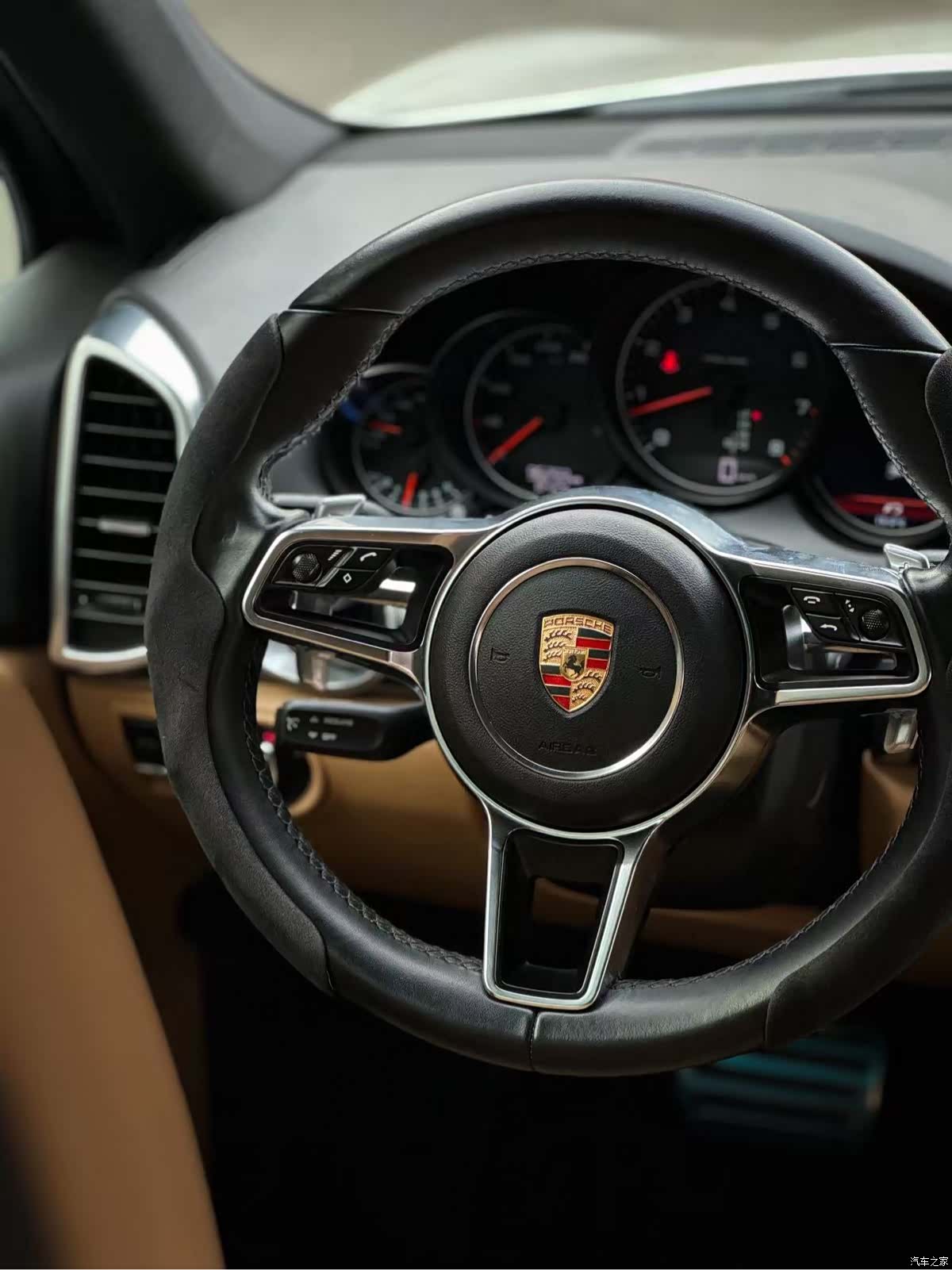 Porsche Cayenne, 2015 4