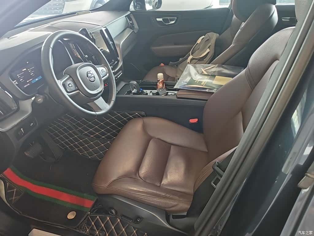 Volvo XC60, 2021 15