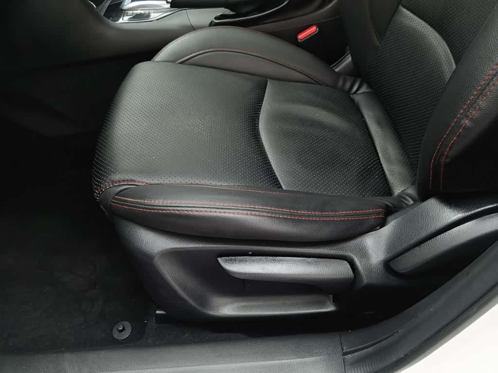 Mazda Mazda3, 2016 20