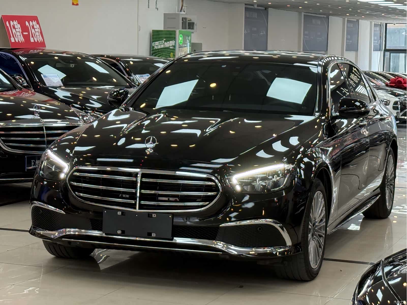 Mercedes-Benz E-Class, 2021 3