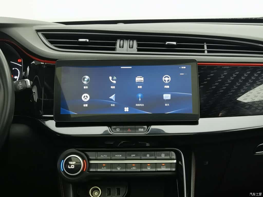 DongFeng AX7, 2022 12