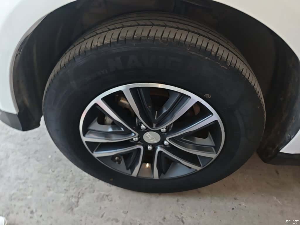 Geely X6, 2018 23