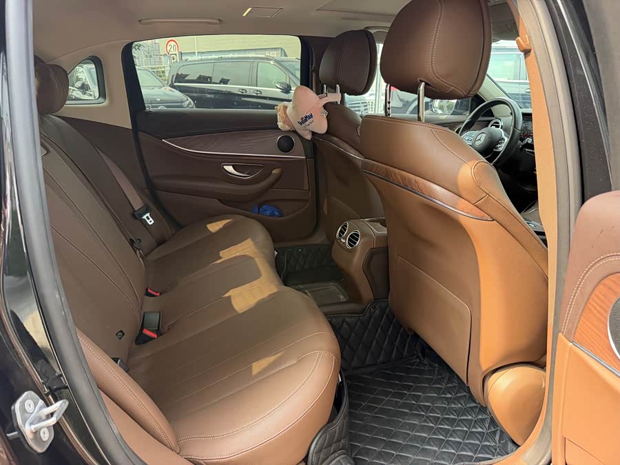 Mercedes-Benz E-Class 2019, фото 10