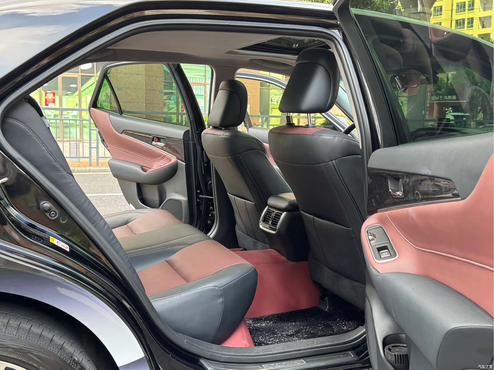 Toyota Crown, 2019 9