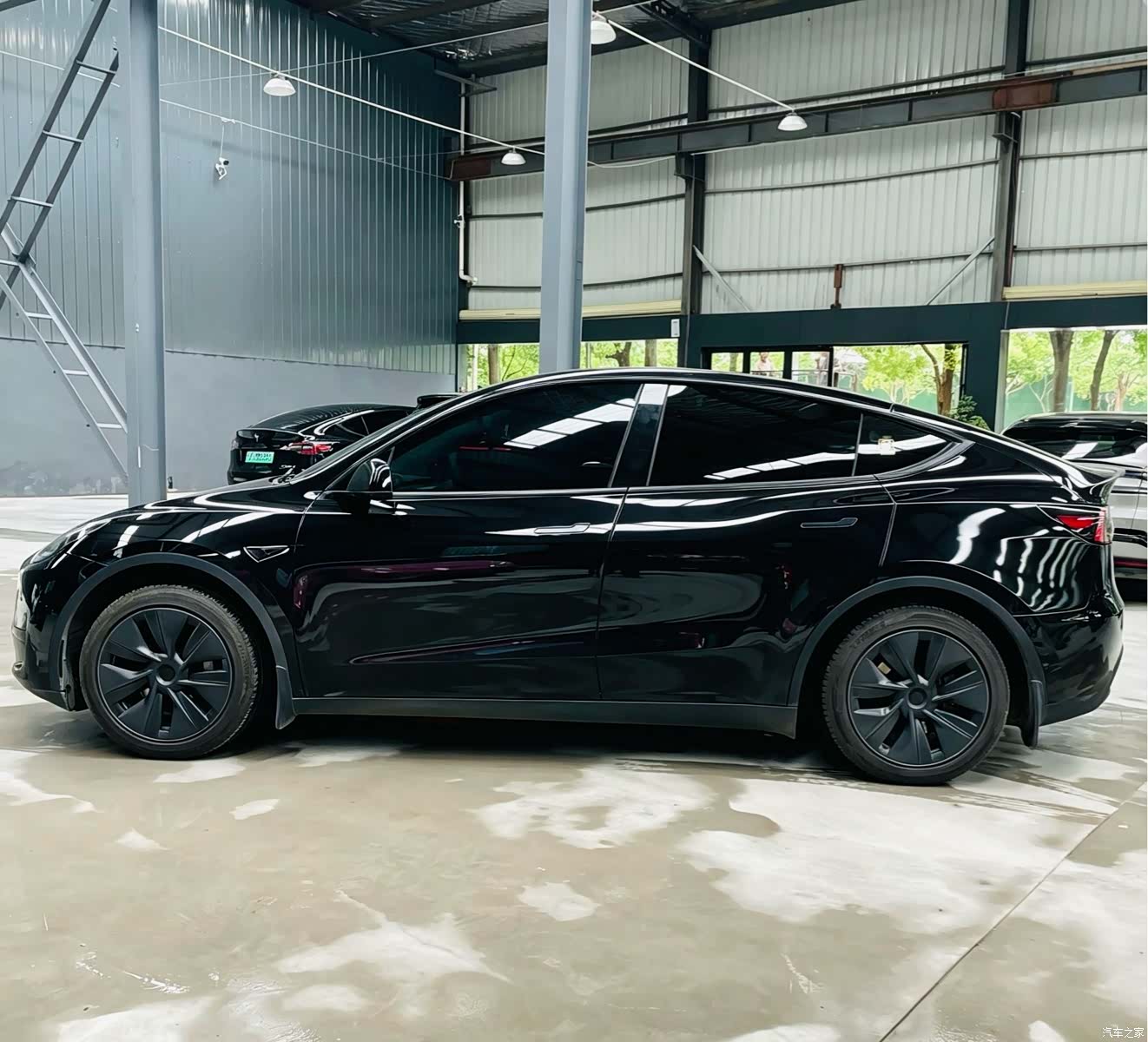 Tesla Model Y, 2024 8