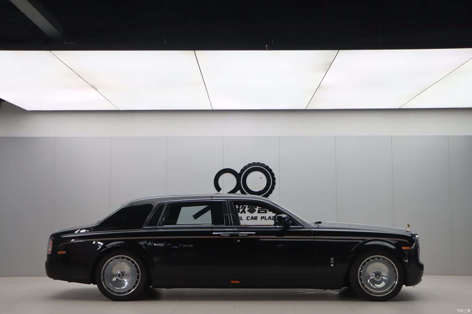 Rolls-Royce Phantom, 2011 27