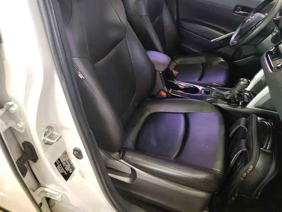 Toyota Corolla Sharp amplifier