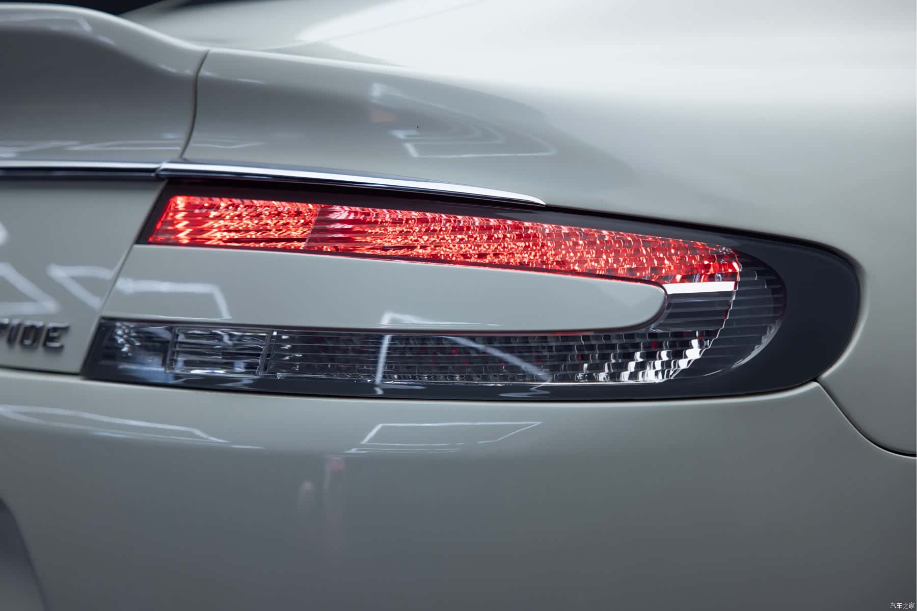 Aston Martin Rapide, 2017 34