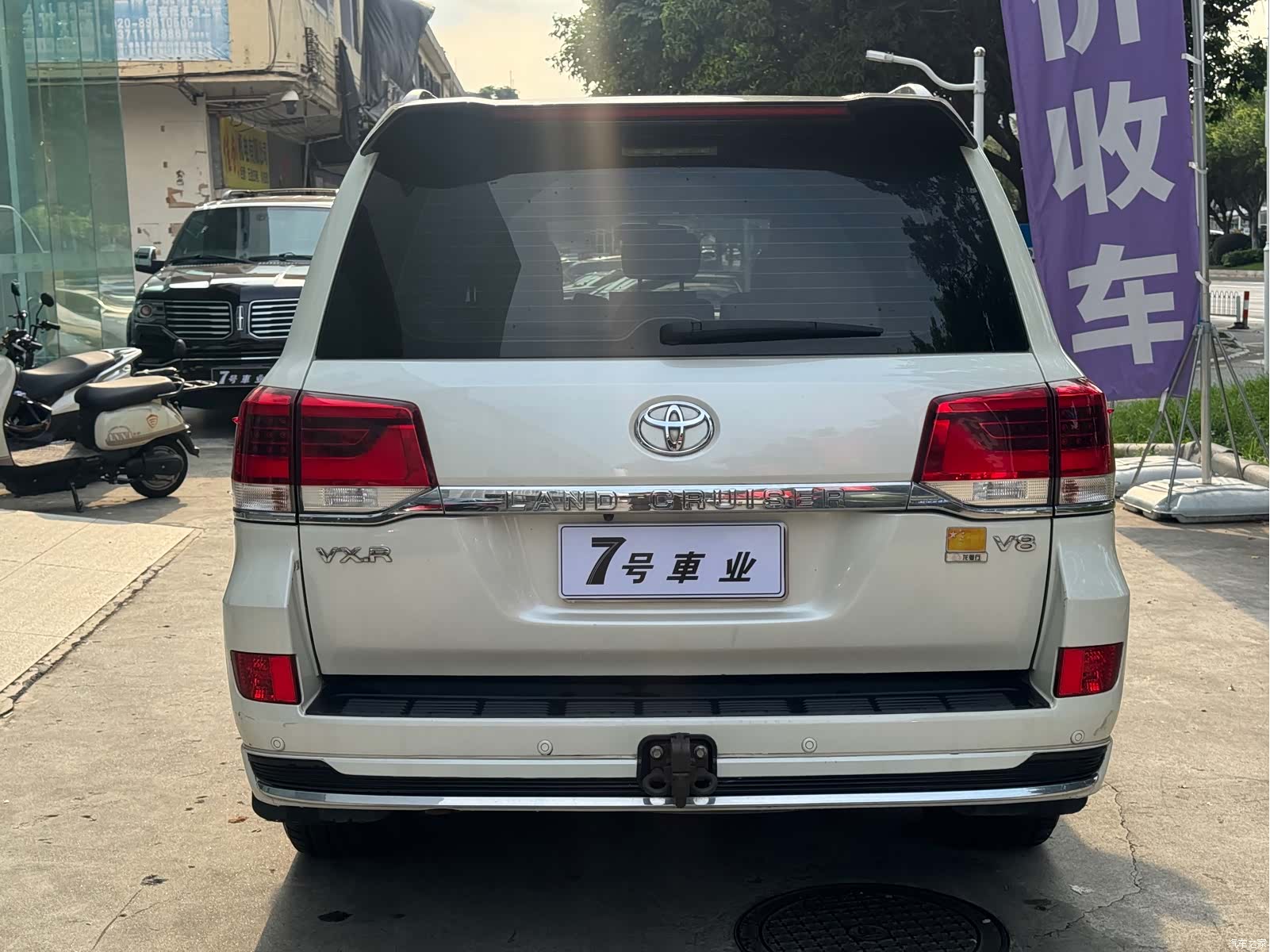 Toyota Land Cruiser, 2019 4