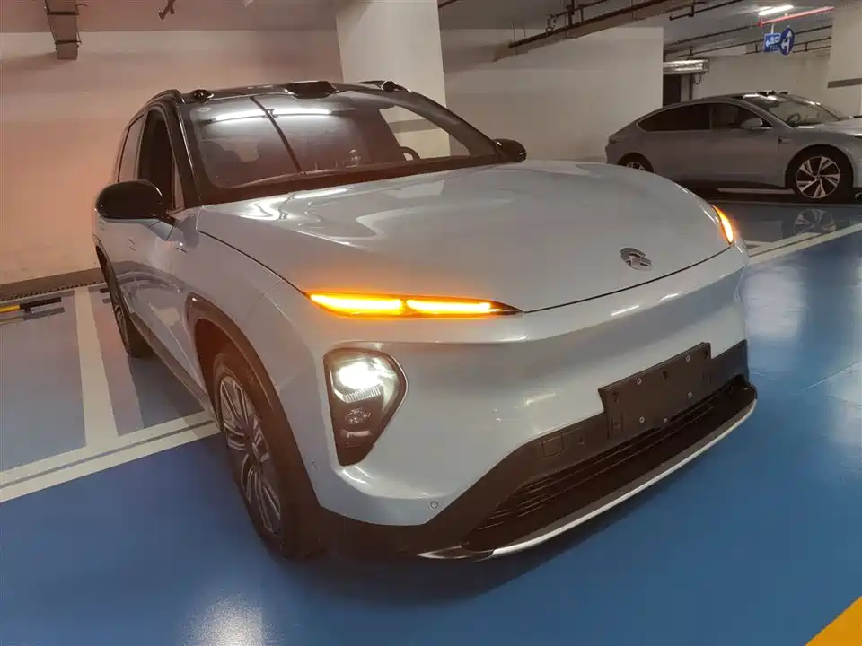NIO ES7