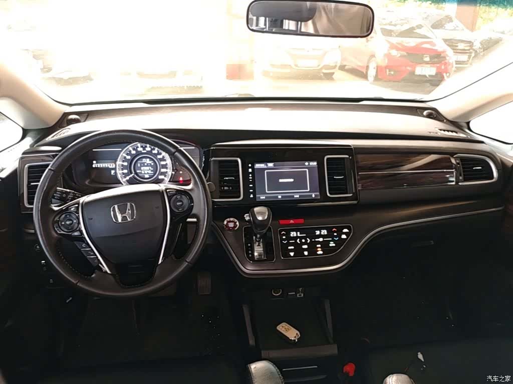 Honda Elysion, 2018 16