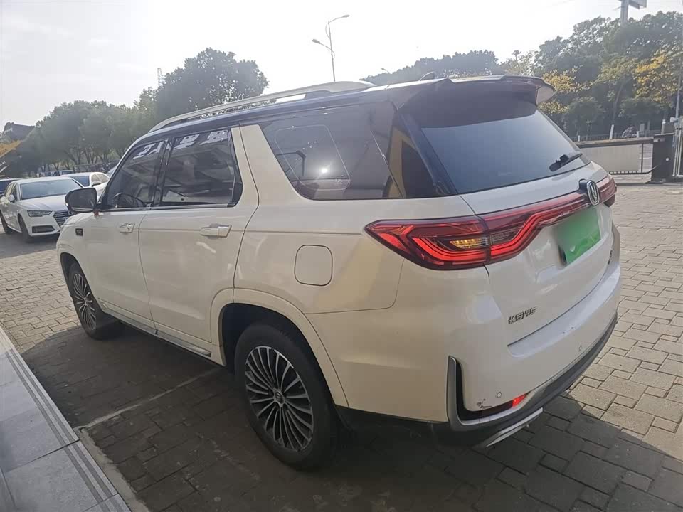 Changan CS95