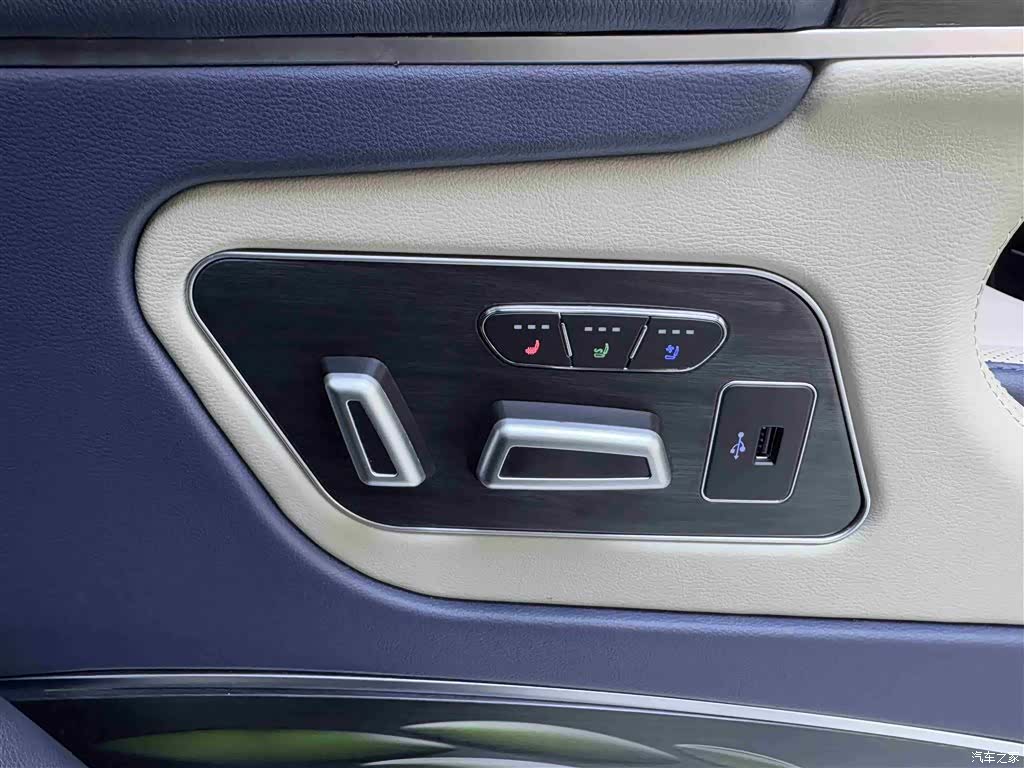 Trumpchi M8, 2021 12