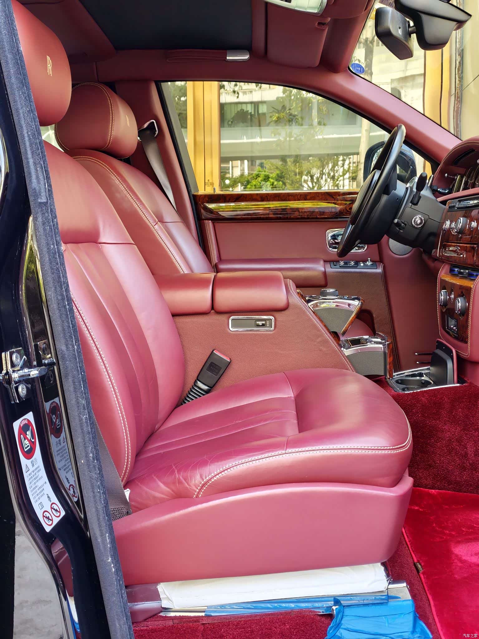 Rolls-Royce Phantom, 2013 8