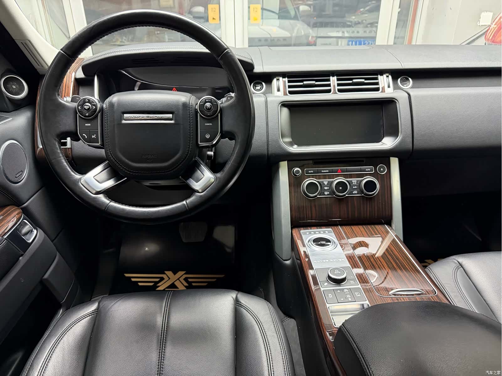 Land Rover Range Rover, 2018 32
