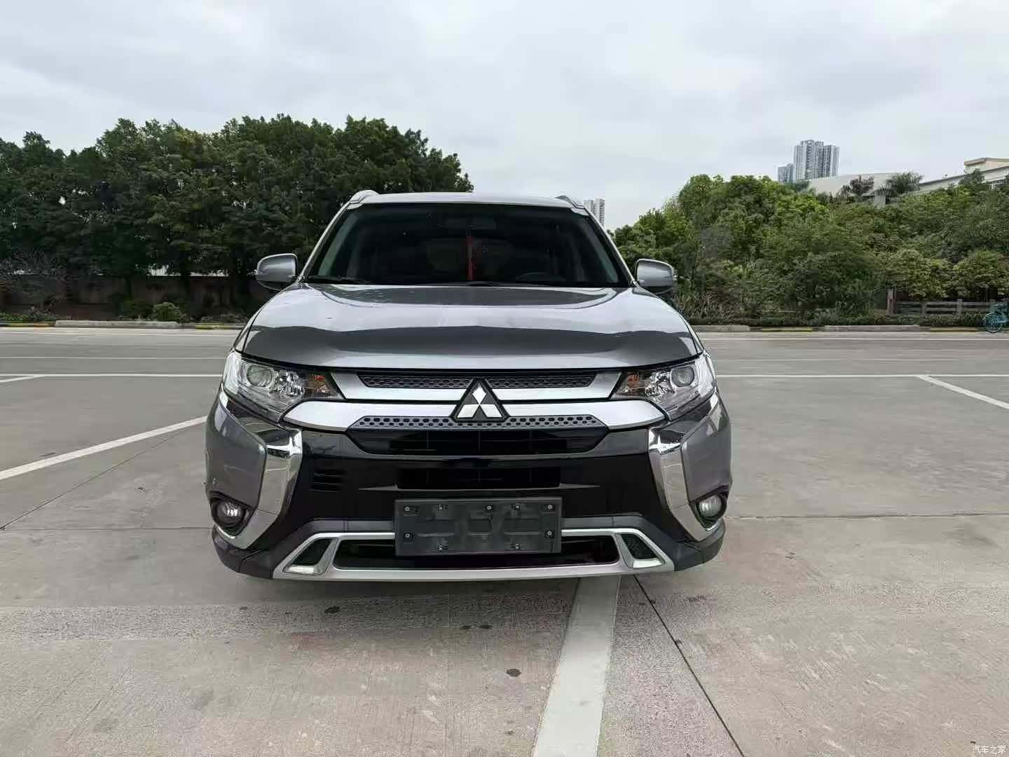 Mitsubishi Outlander, 2019 2