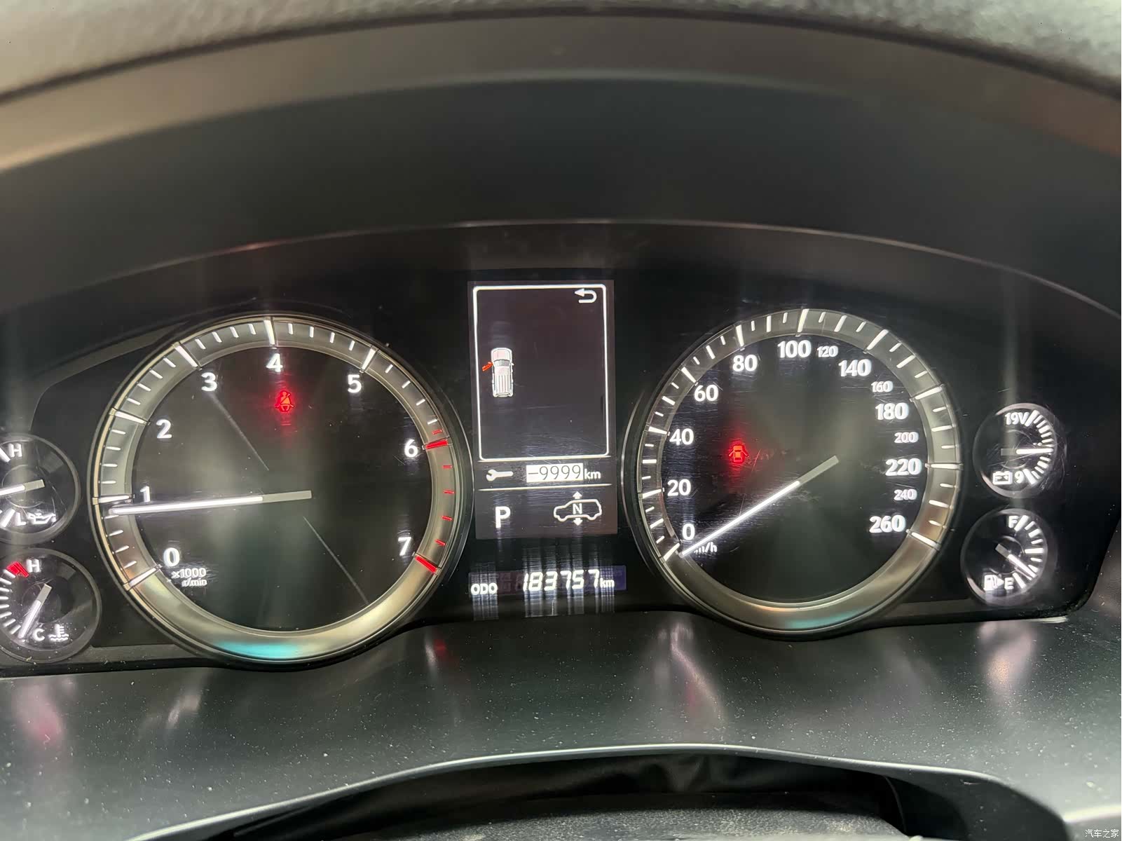 Lexus LX, 2019 33