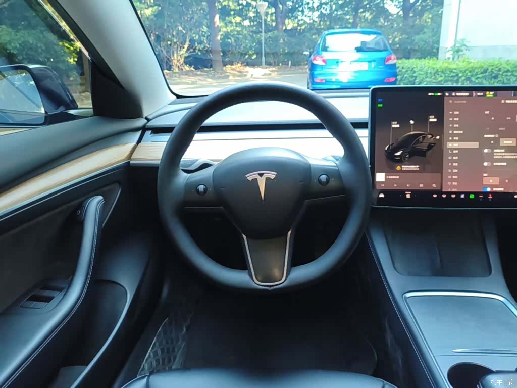 Tesla Model 3, 2022 7