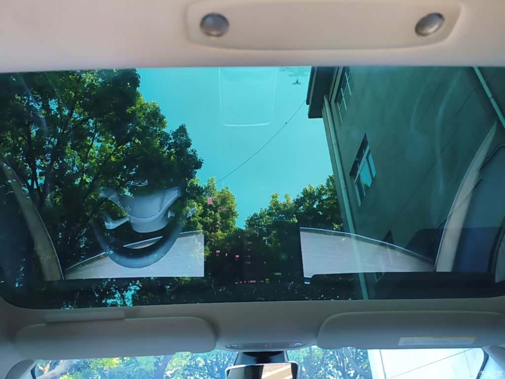 Tesla Model 3, 2022 14