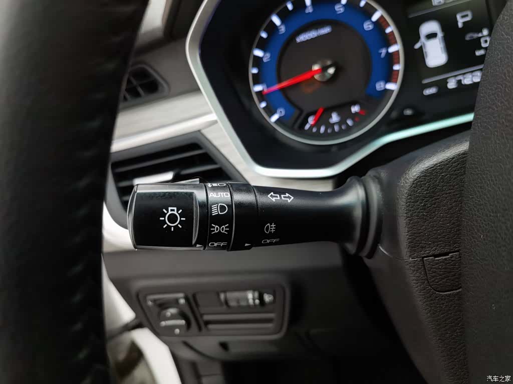 Geely X3, 2018 21