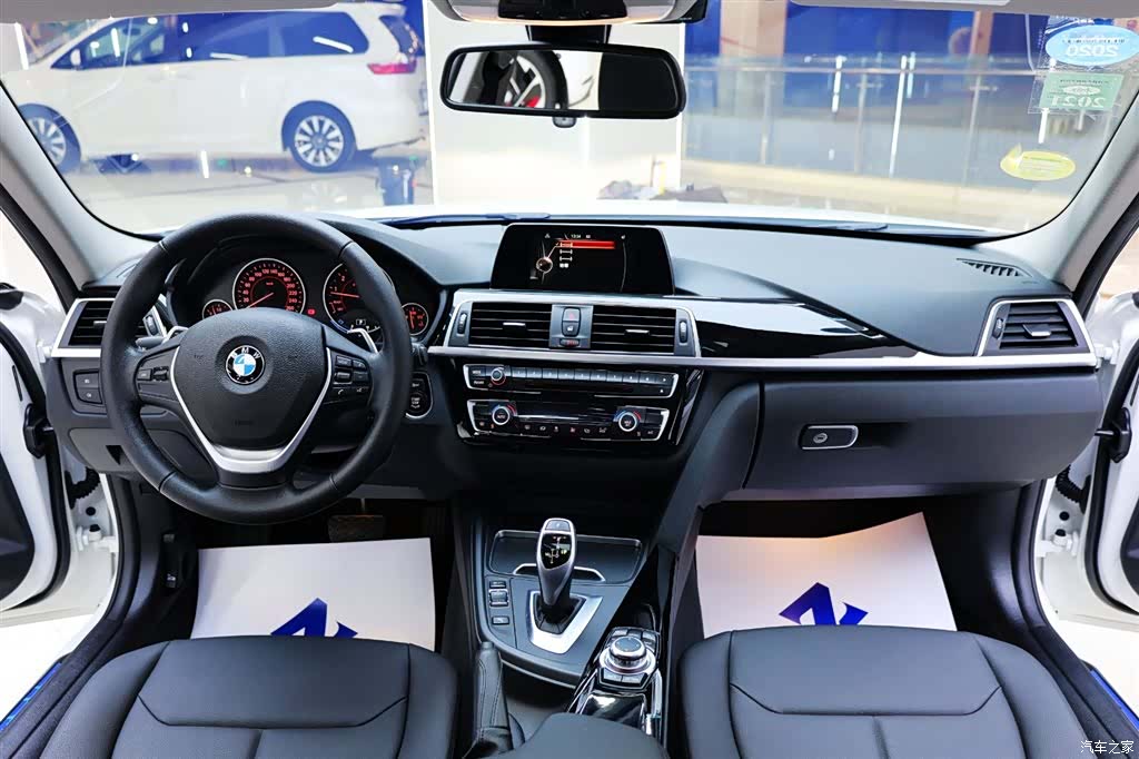 BMW 3 Series, 2017 18