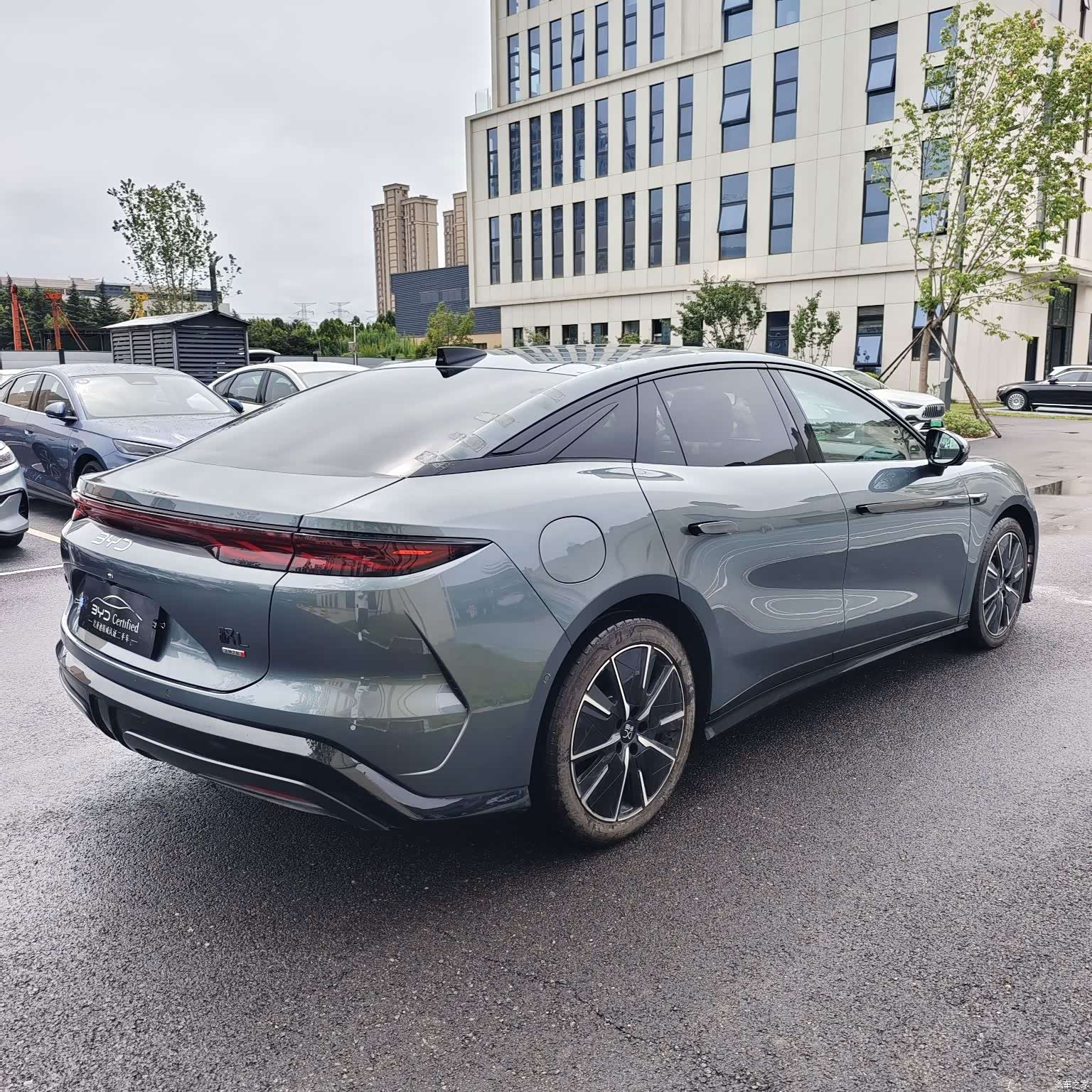 BYD Han, 2025 9