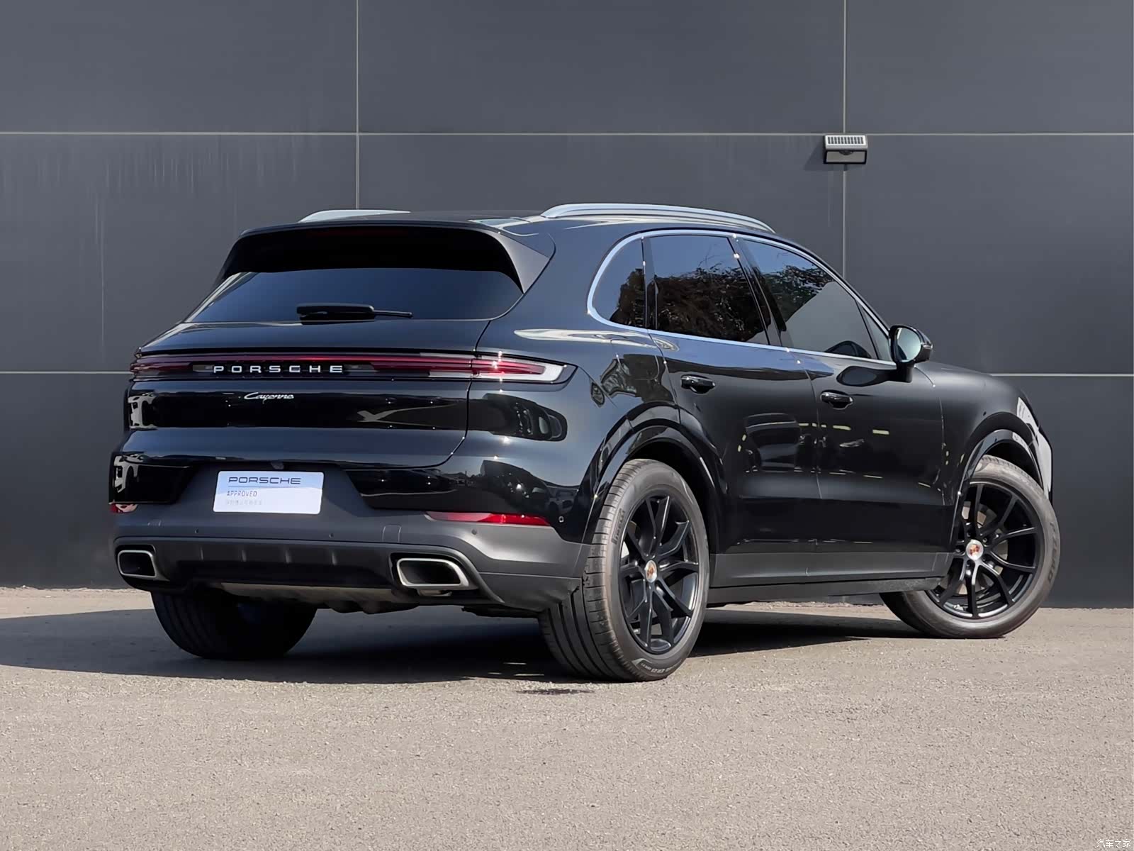 Porsche Cayenne, 2025 2
