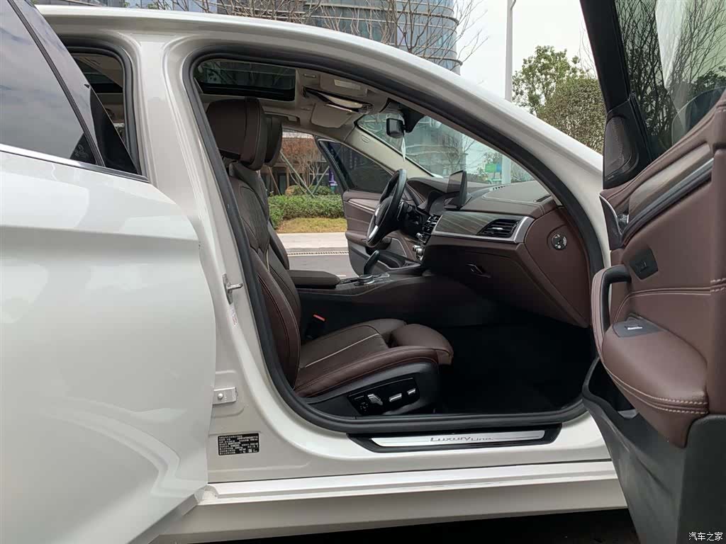 BMW 5 Series, 2022 13
